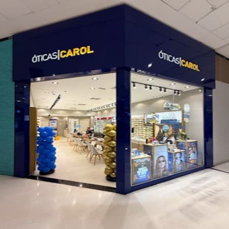 Imagem de interna da loja oticas carol
