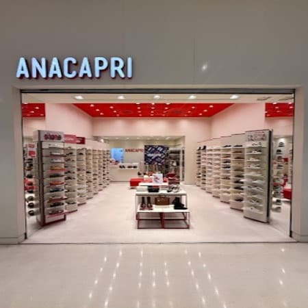 Imagem de interna da loja ana capri