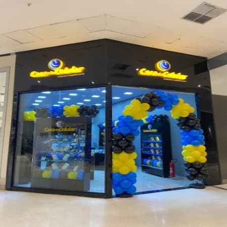 Imagem de interna da loja casa do celular