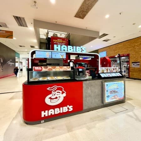 Imagem de interna da loja habib´s